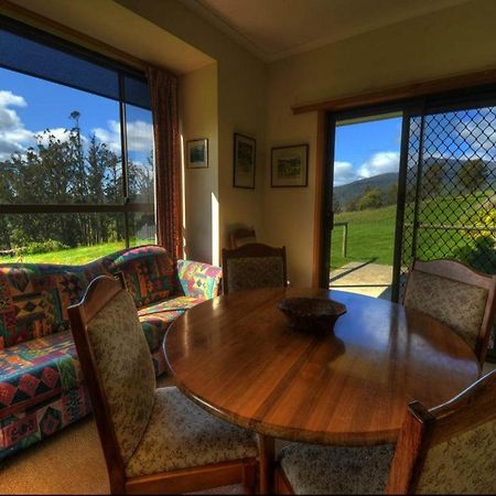 Plovers Ridge Country Retreat Villa Lilydale Rum bild